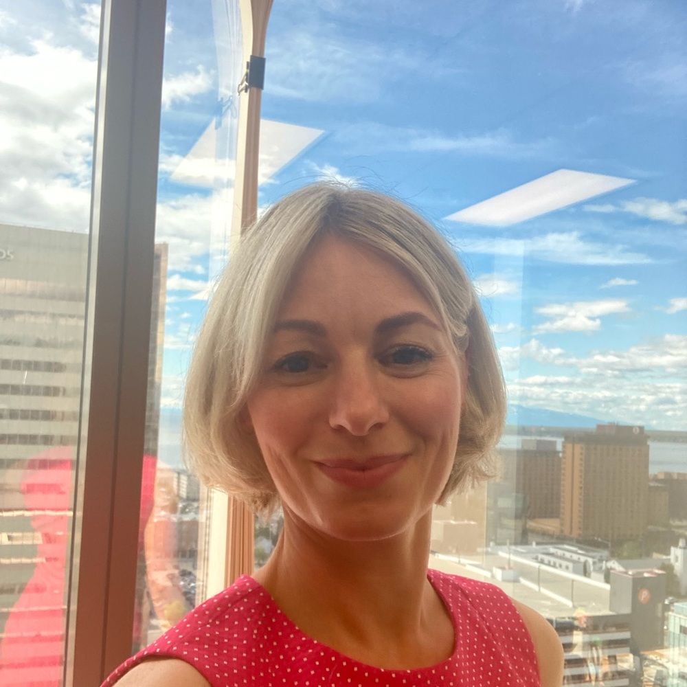 Meet your Posher, Carla